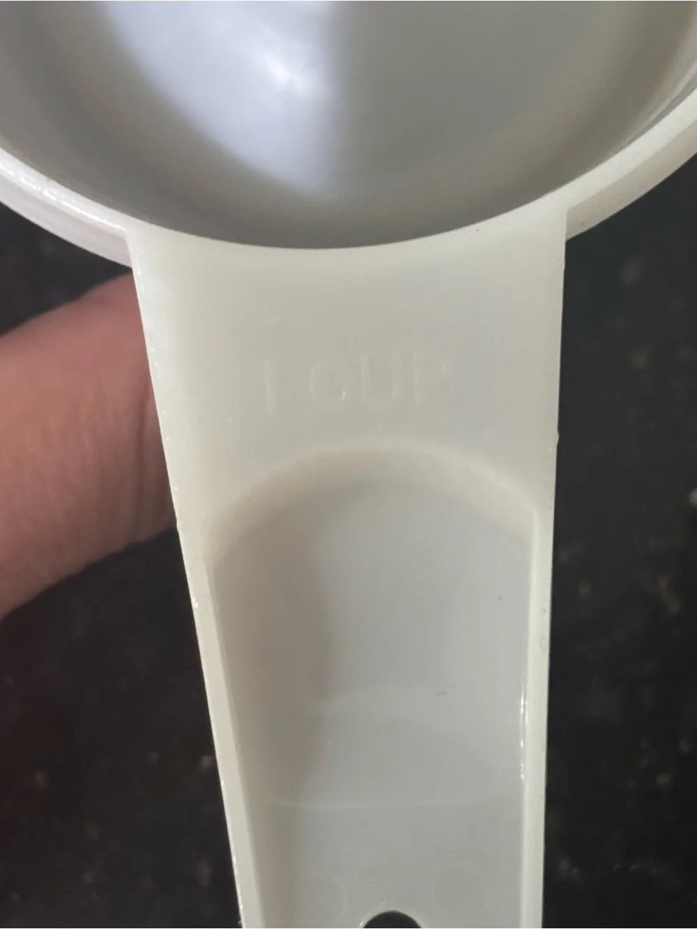 Tupperware set measuring